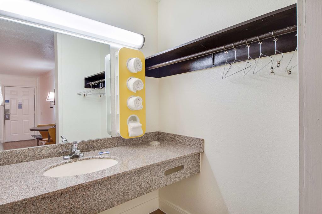 Americas Best Value Inn San Antonio Kültér fotó