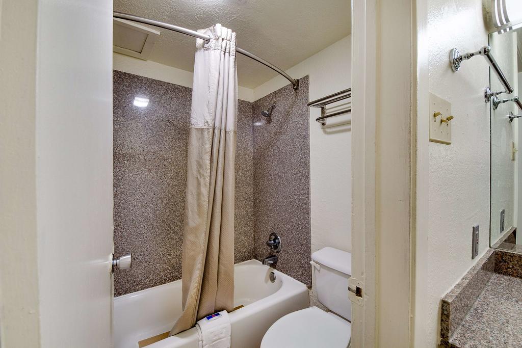 Americas Best Value Inn San Antonio Kültér fotó
